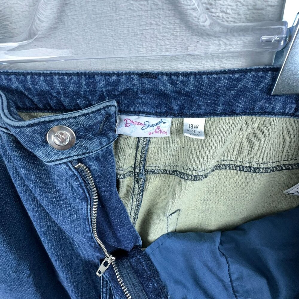 Dream Jeannes By Quacker Factory Capri Jeans High Rise Women's Blue Size 18W - Picture 6 of 12